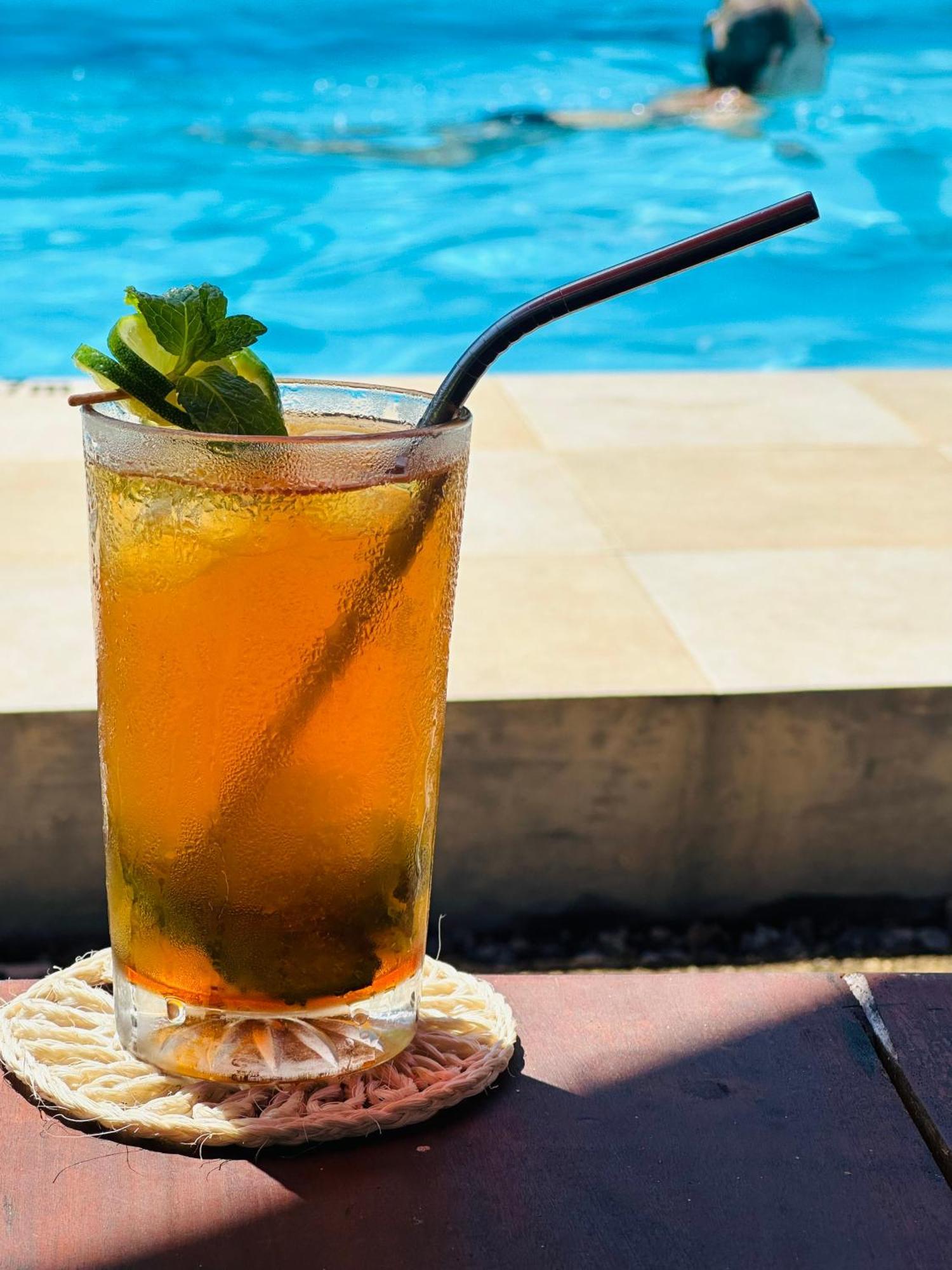 Green Parrot Beach Resort Tangalle Dış mekan fotoğraf