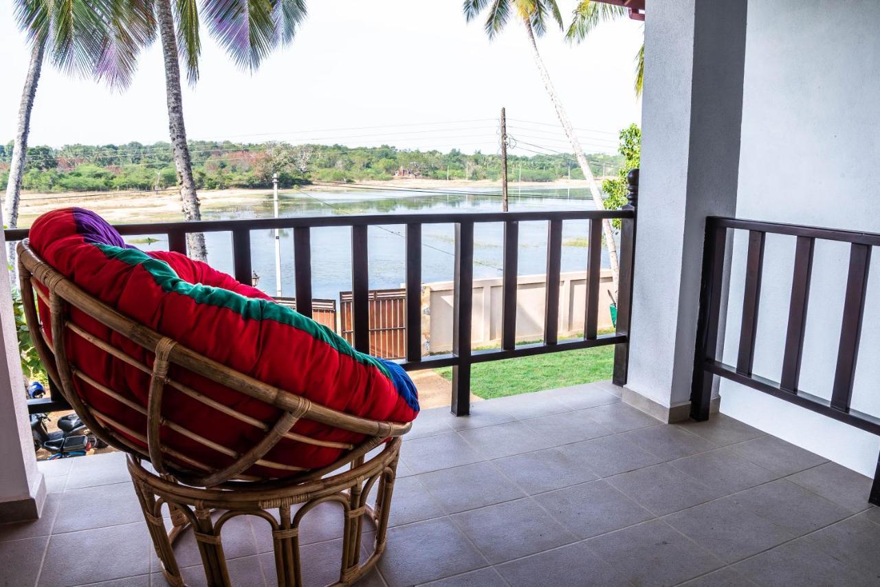 Green Parrot Beach Resort Tangalle Dış mekan fotoğraf