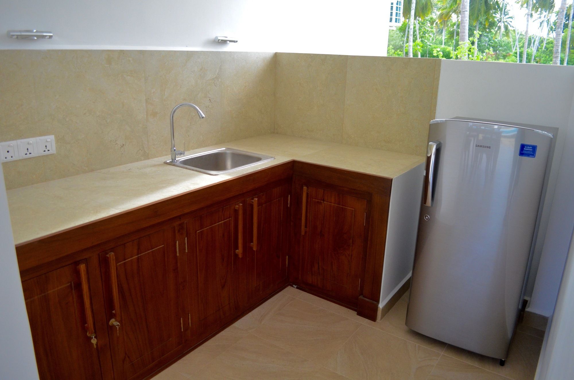 Green Parrot Beach Resort Tangalle Dış mekan fotoğraf